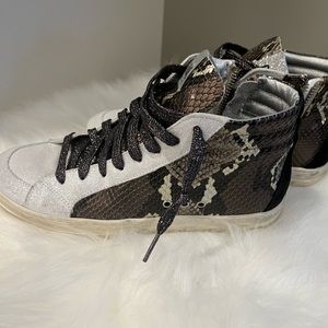 P448 High Top Sneakers 37